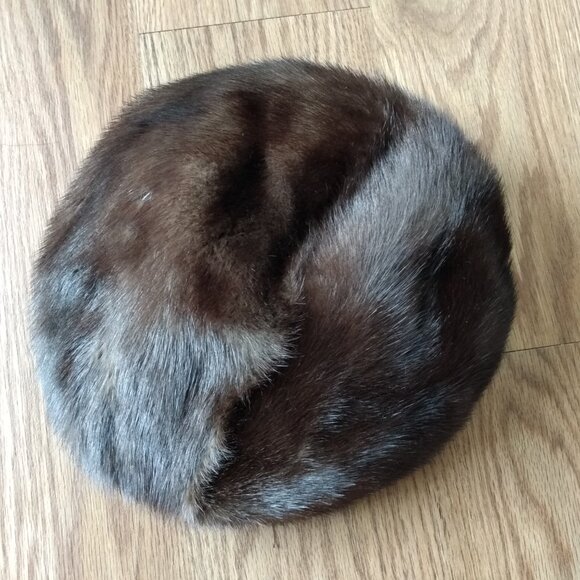 Vintage Fur Hat Mr. Flemming Boutique Simpson's - Picture 5 of 15